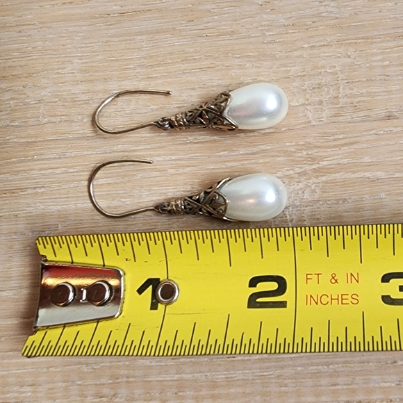 Vintage 1980s Sterling Silver and Authentic Pearl Earrings - Picture 6 of 9